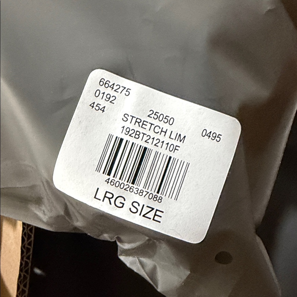 Fear of God Essentials black hoodie - Picture 6 of 6